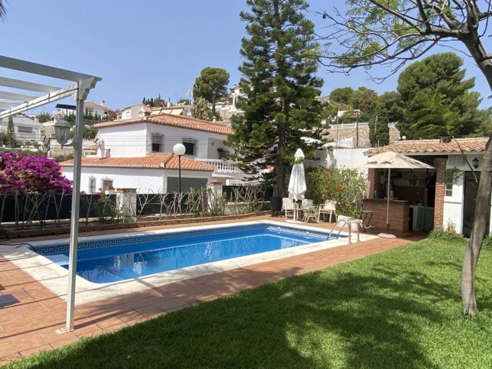 Villa in Almunecar, Granada - foto 1