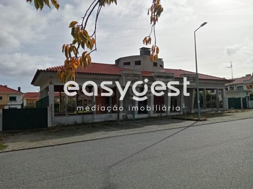 Erhvervsejendom i Fundao, Castelo Branco - foto 3