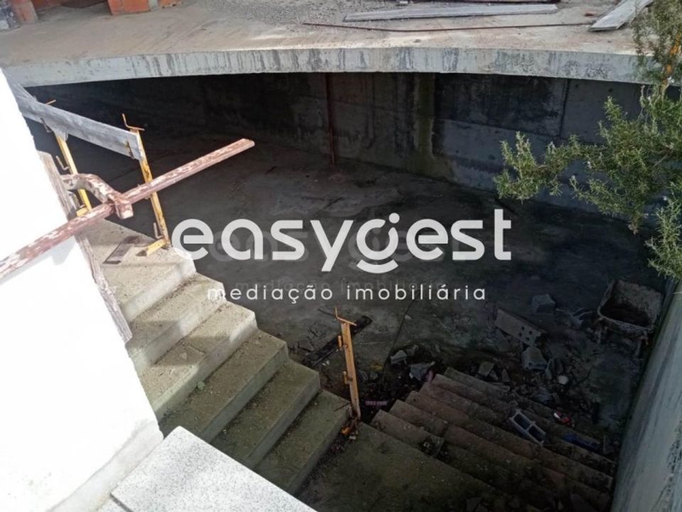 Erhvervsejendom i Fundao, Castelo Branco - foto 4