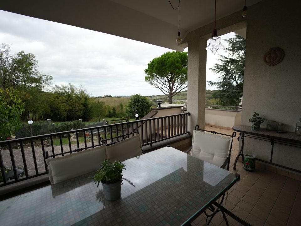 Villa i Coriano, Rimini - foto 1