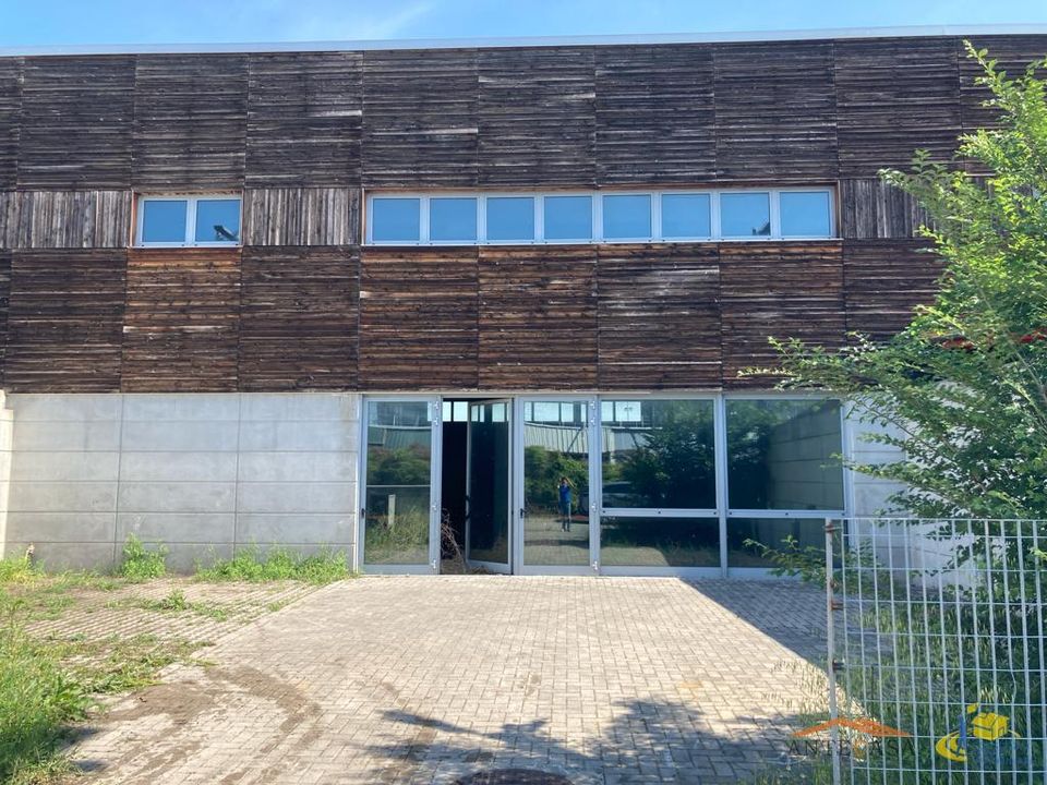 Erhvervsejendom i Parma, Parma - foto 5