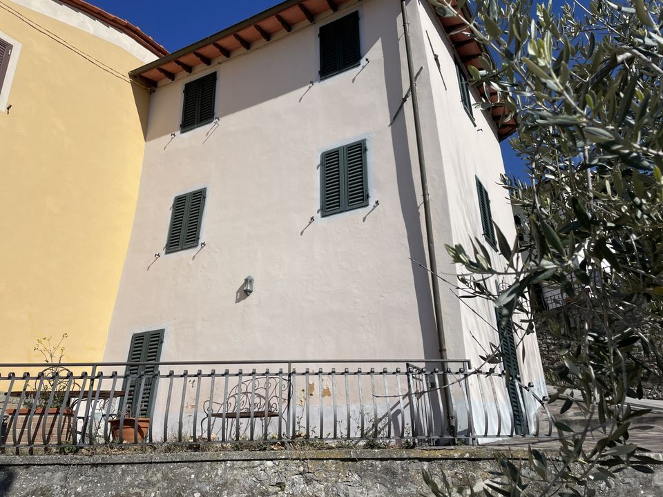 Byhus i Barga, Lucca - foto 1