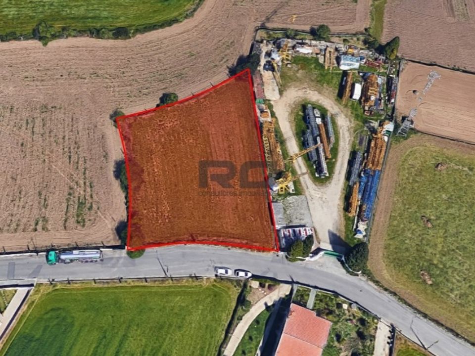 Helårsgrund i Maia, Porto - foto 1