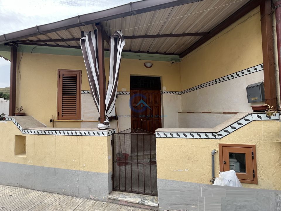 Byhus i Catanzaro, Catanzaro - foto 1