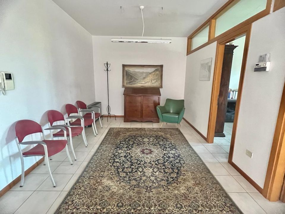 Erhvervsejendom i Cesena, Forli-Cesena - foto 1
