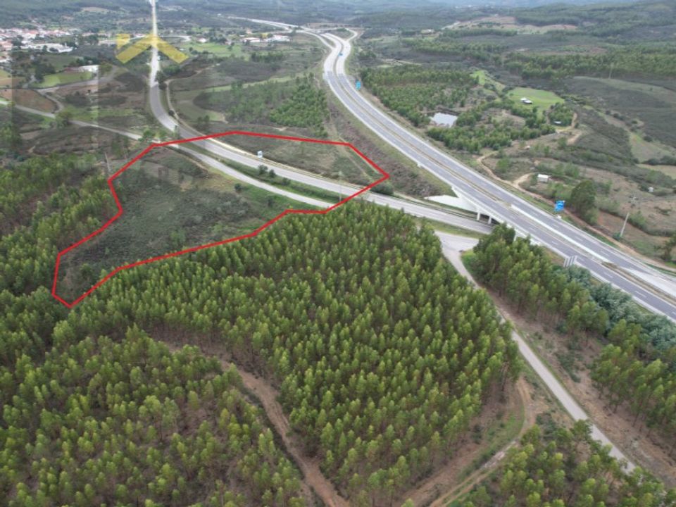 Terreno en Fratel, Castelo Branco - foto 1