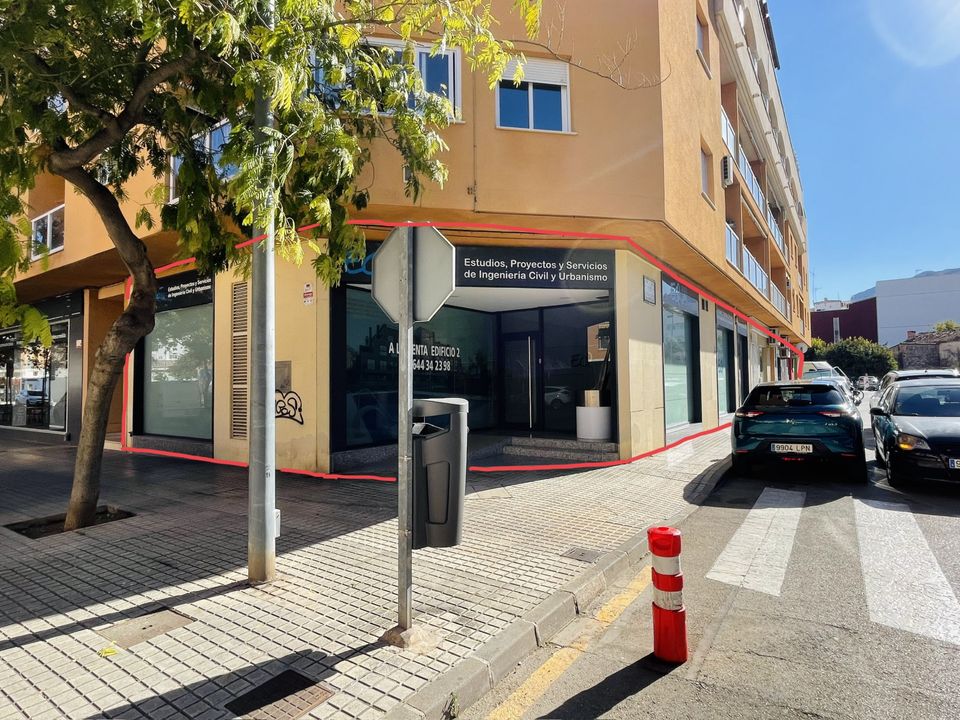 L'establiment comercial a Denia, Alicante - foto 1