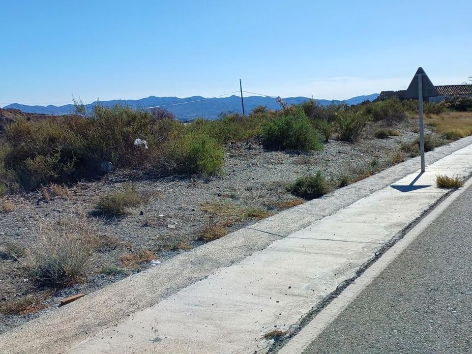 Helårsgrund i Santa Maria De Nieva, Almeria - foto 4
