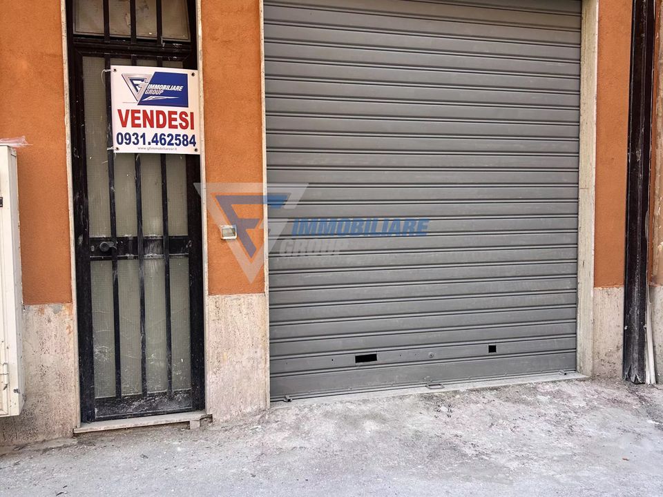 Garagem em Siracusa, Siracusa - foto 1