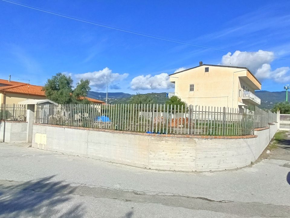Helårsgrund i Lamezia Terme, Catanzaro - foto 1