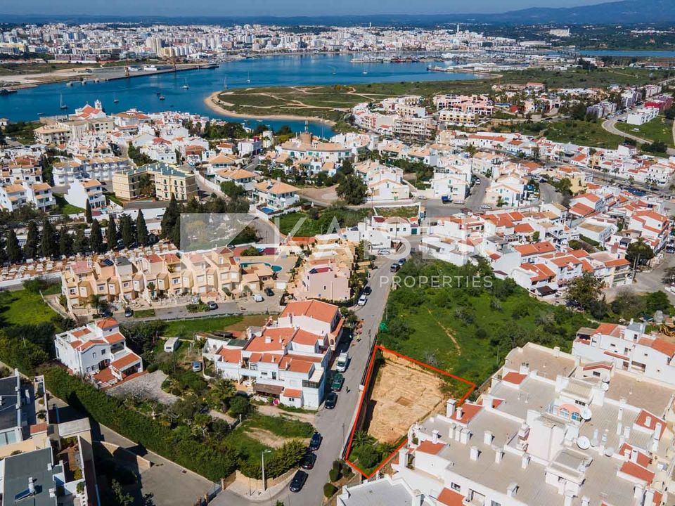 Helårsgrund i Ferragudo, Faro - foto 1