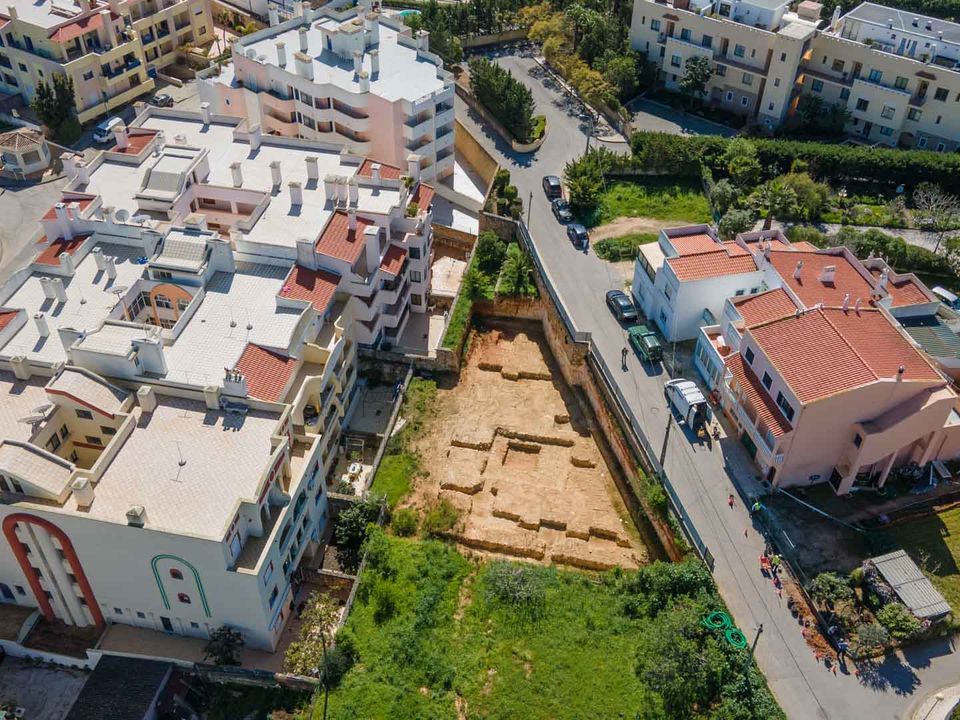 Helårsgrund i Ferragudo, Faro - foto 4