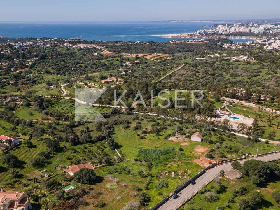 Helårsgrund i Ferragudo, Faro - foto 1