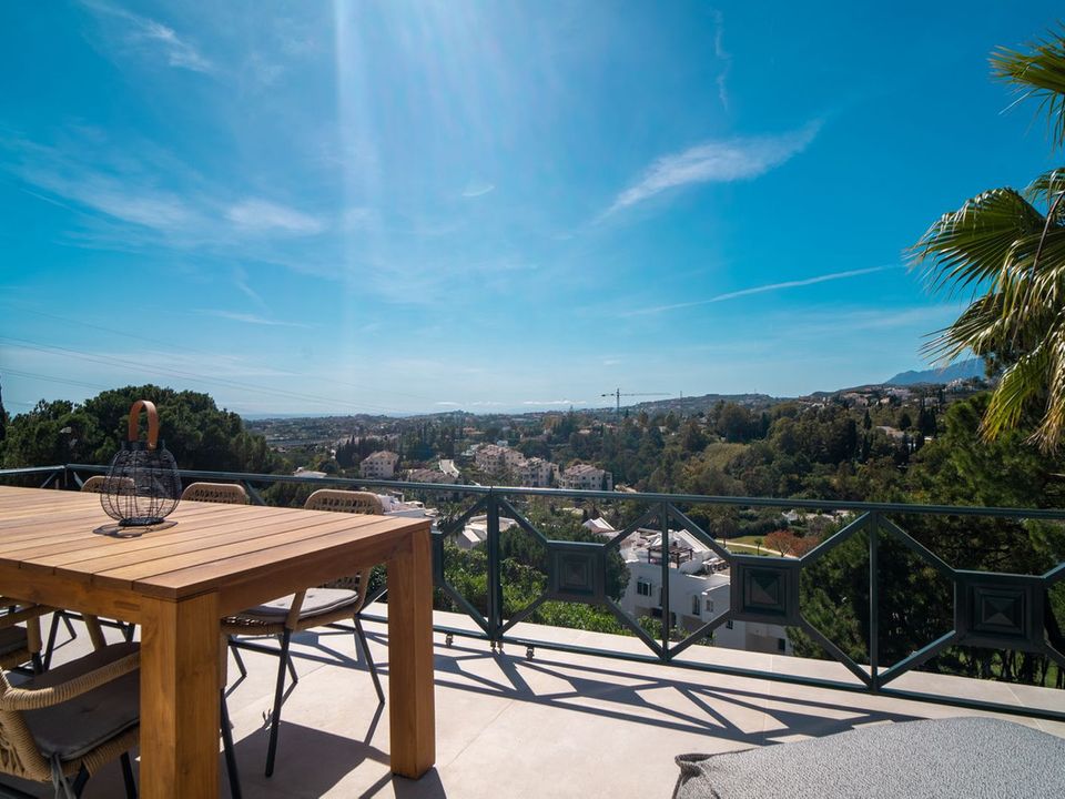 Penthouse i Benahavis, Malaga - foto 1