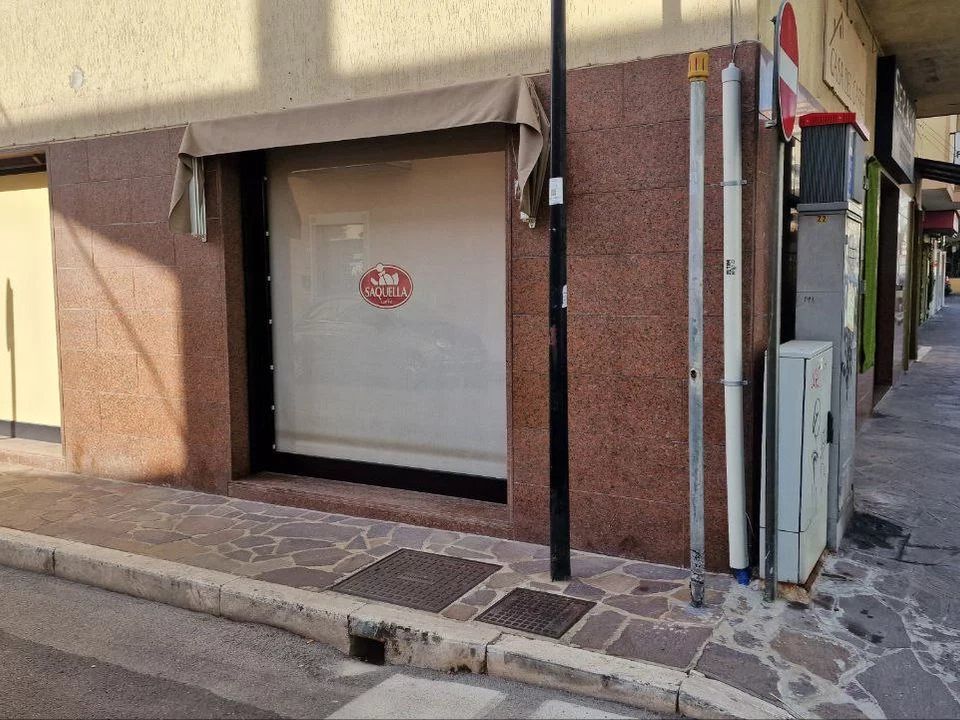 Erhvervsejendom i Montesilvano Marina, Pescara - foto 3