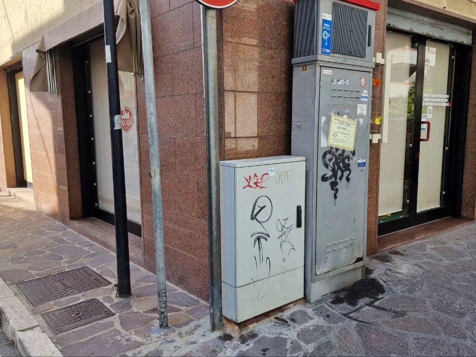 Erhvervsejendom i Montesilvano Marina, Pescara - foto 5