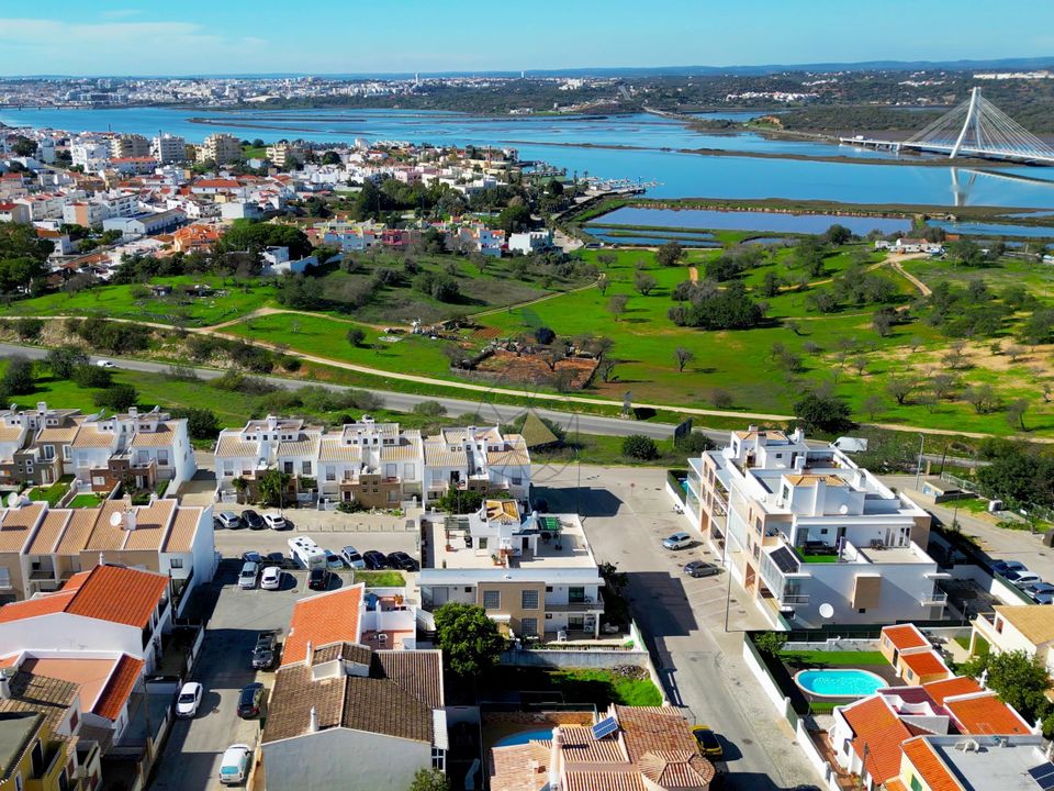 Helårsgrund i Estombar, Faro - foto 3