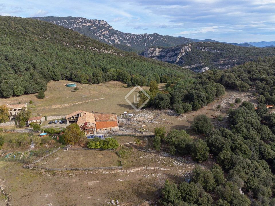 Landejendom i Sales De Llierca, Gerona - foto 3