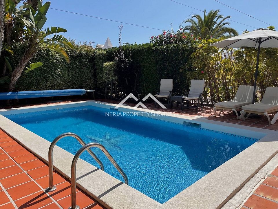 Villa i Nerja, Malaga - foto 4