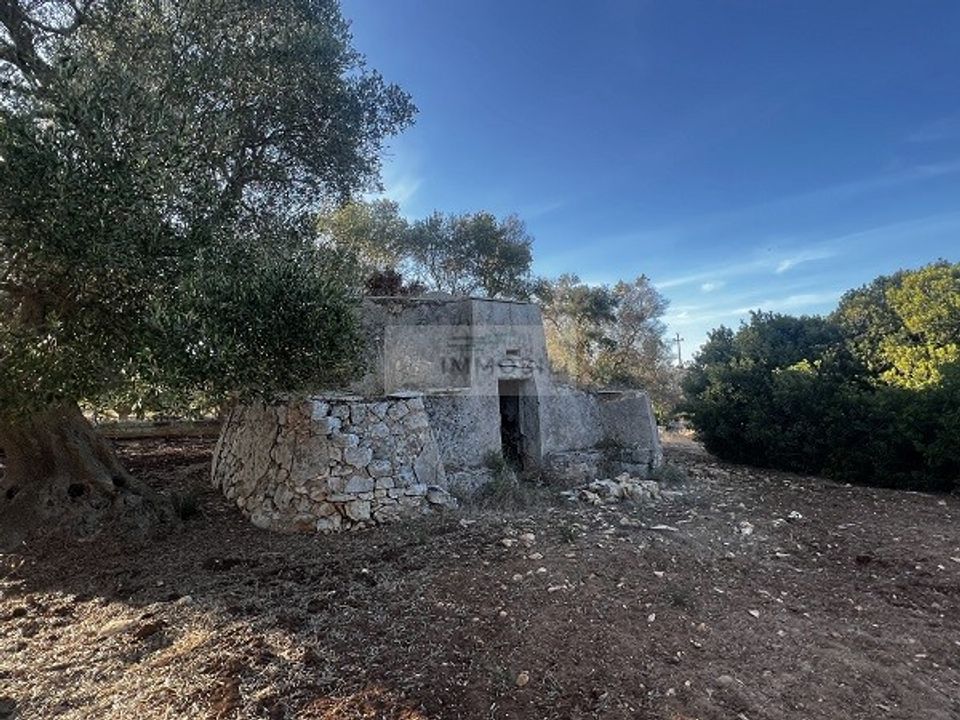 Helårsgrund i Carovigno, Brindisi - foto 1