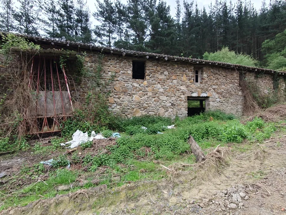 Helårsgrund i Llodio, Alava - foto 2