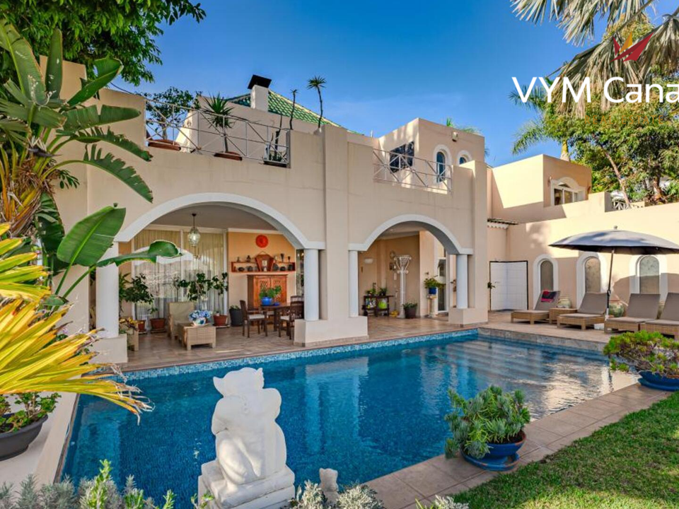 Villa i La Caleta (Adeje), Tenerife - foto 1
