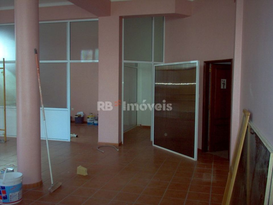 Erhvervsejendom i Entroncamento, Santarem - foto 1