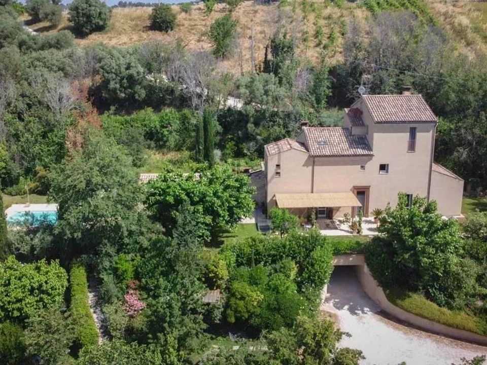Villa en Jesi, Ancona - foto 1