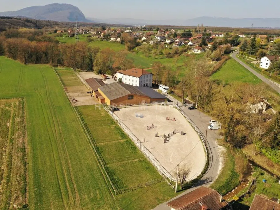 Casa de campo en Annemasse, Haute-Savoie - foto 2