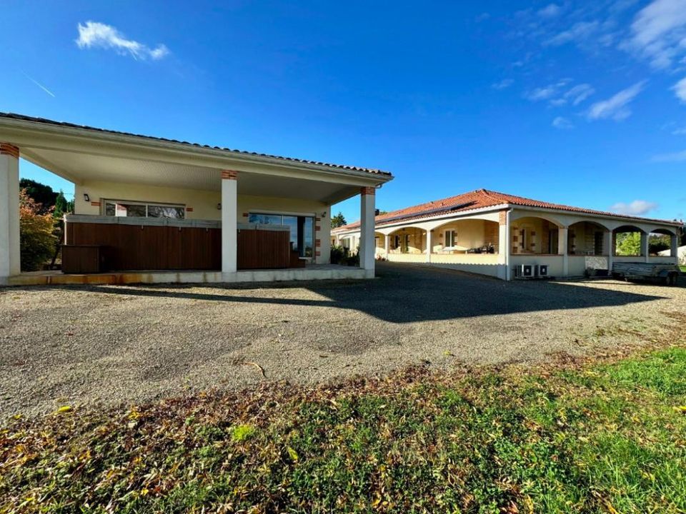 Villa i Montauban, Tarn-et-Garonne - foto 1