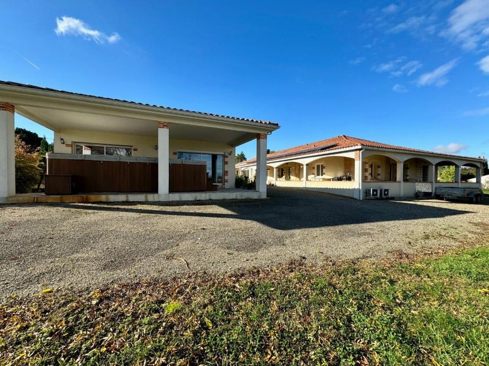 Villa i L'Honor-De-Cos, Tarn-et-Garonne - bilde 1