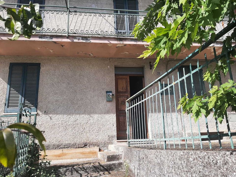 Byhus i Amelia, Terni - foto 1