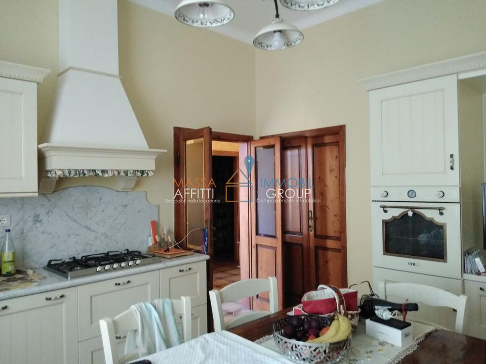 Byhus i Carrara, Massa and Carrara - foto 4