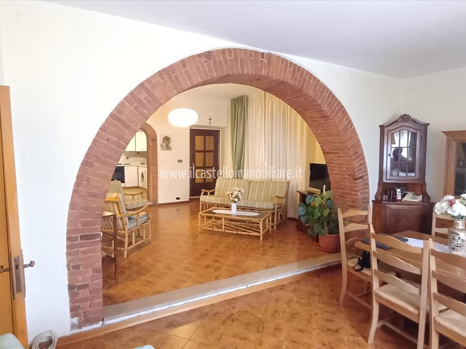 Lejlighed i Sinalunga, Siena - foto 1