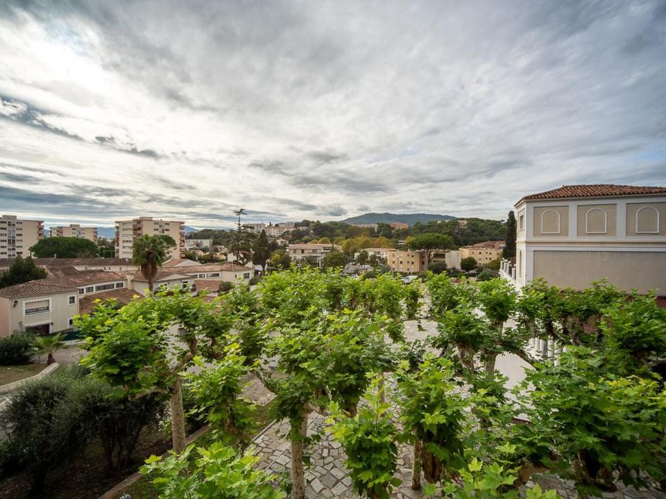Lejlighed i Le Cannet, Alpes-Maritimes - foto 1