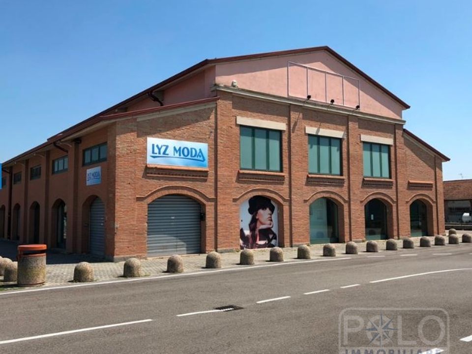Erhvervsejendom i Suzzara, Mantua - foto 2