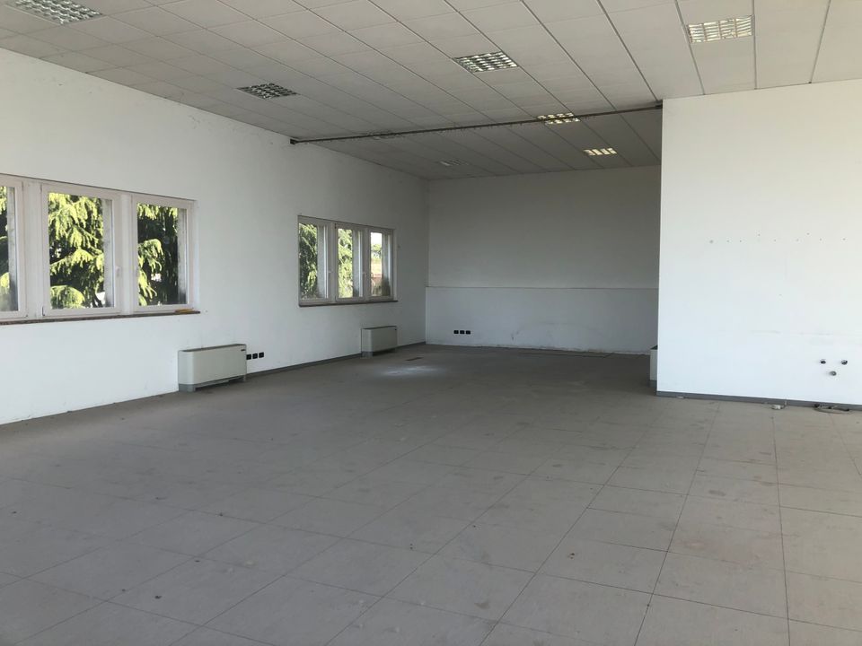 Erhvervsejendom i Vigevano, Pavia - foto 5