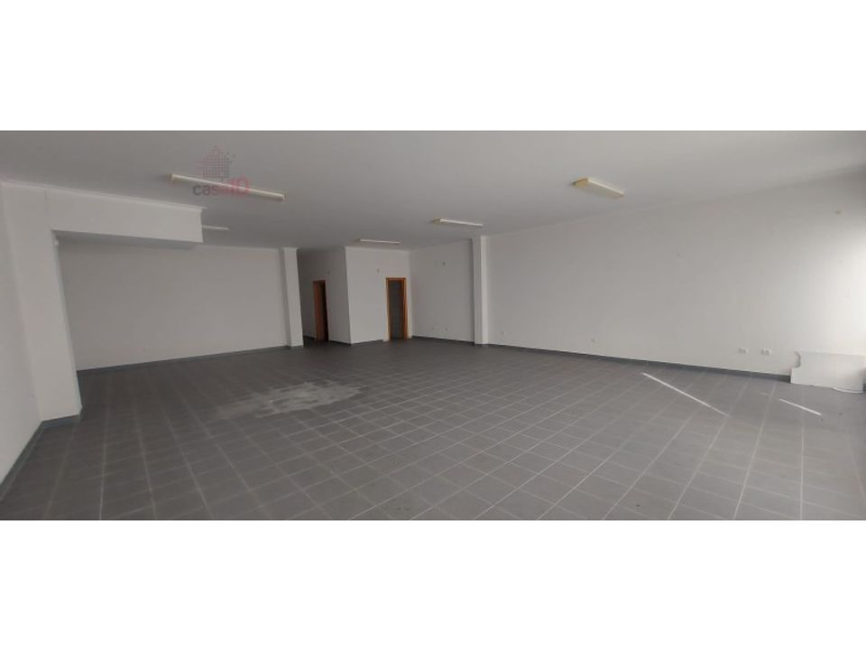 Erhvervsejendom i Baixa da Banheira, Setubal - foto 4