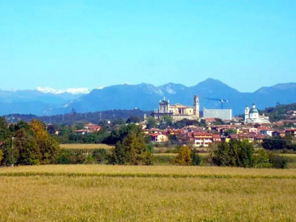 Helårsgrund i Castiglione delle Stiviere, Mantua - foto 2