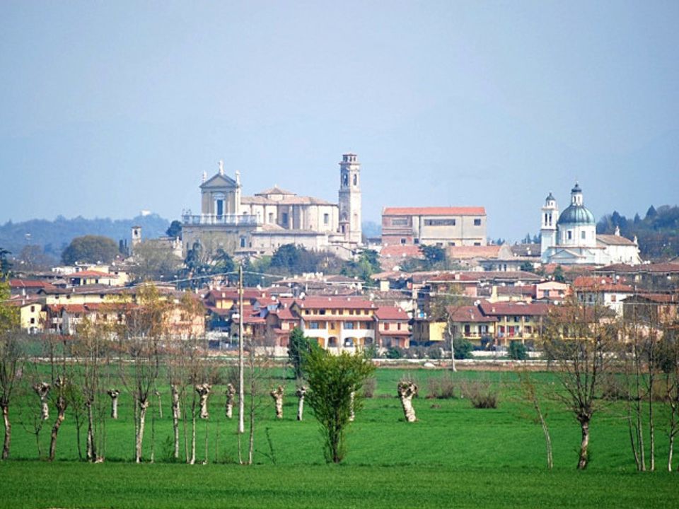 Helårsgrund i Castiglione delle Stiviere, Mantua - foto 4