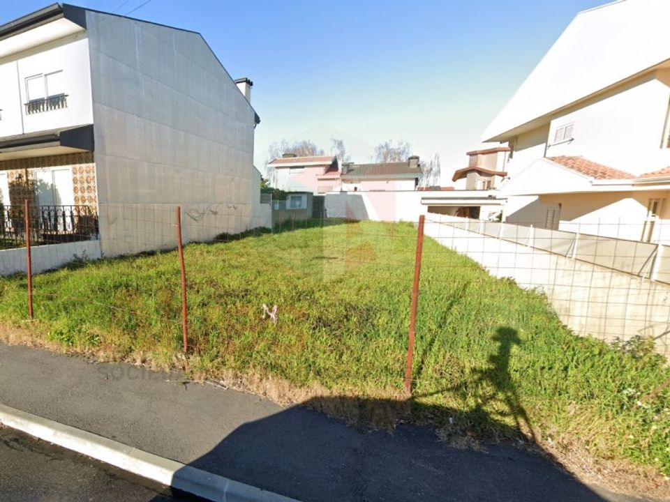 Helårsgrund i Maia, Porto - foto 1