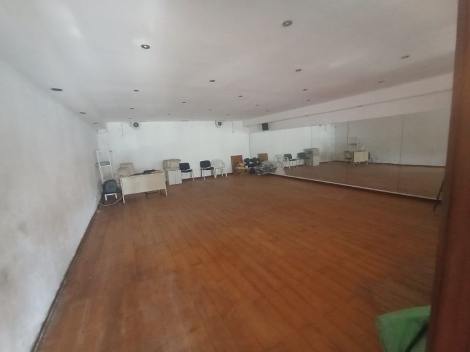 Erhvervsejendom i Carcavelos, Lisbon - foto 2