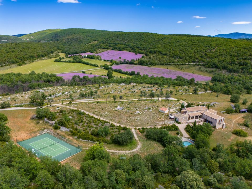 Villa i Simiane-la-Rotonde, Alpes-de-Haute-Provence - foto 1