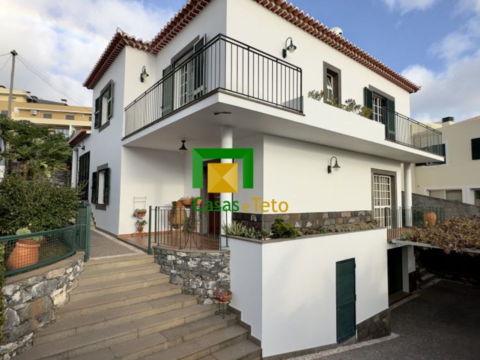 Villa i Camara de Lobos, Madeira - foto 1