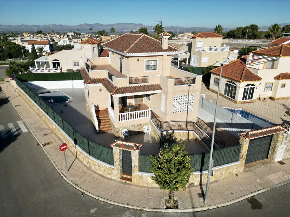 Villa i La Marina, Alicante - foto 1