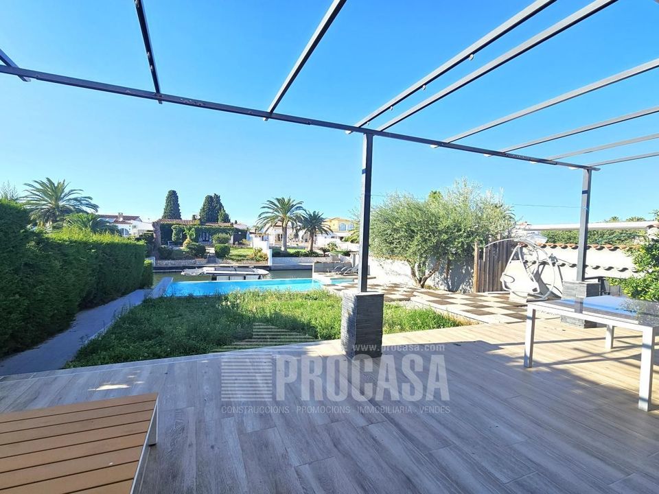 Villa i Empuriabrava, Gerona - foto 4