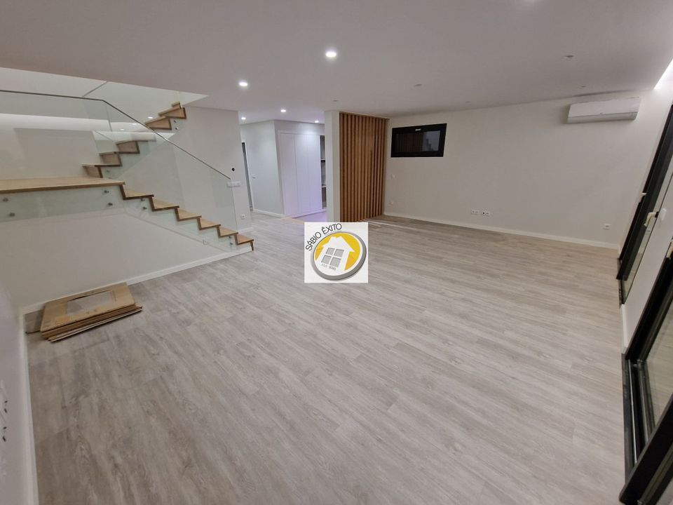 Villa i Espinho, Aveiro - bilde 1