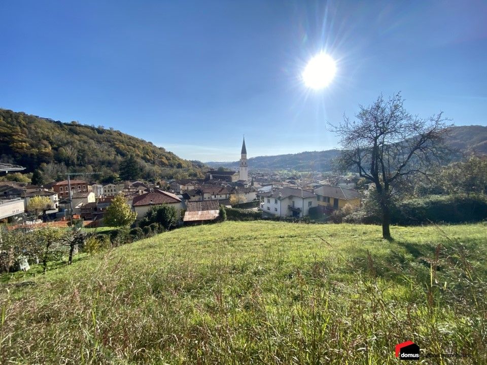 Helårsgrund i Calvene, Vicenza - foto 1