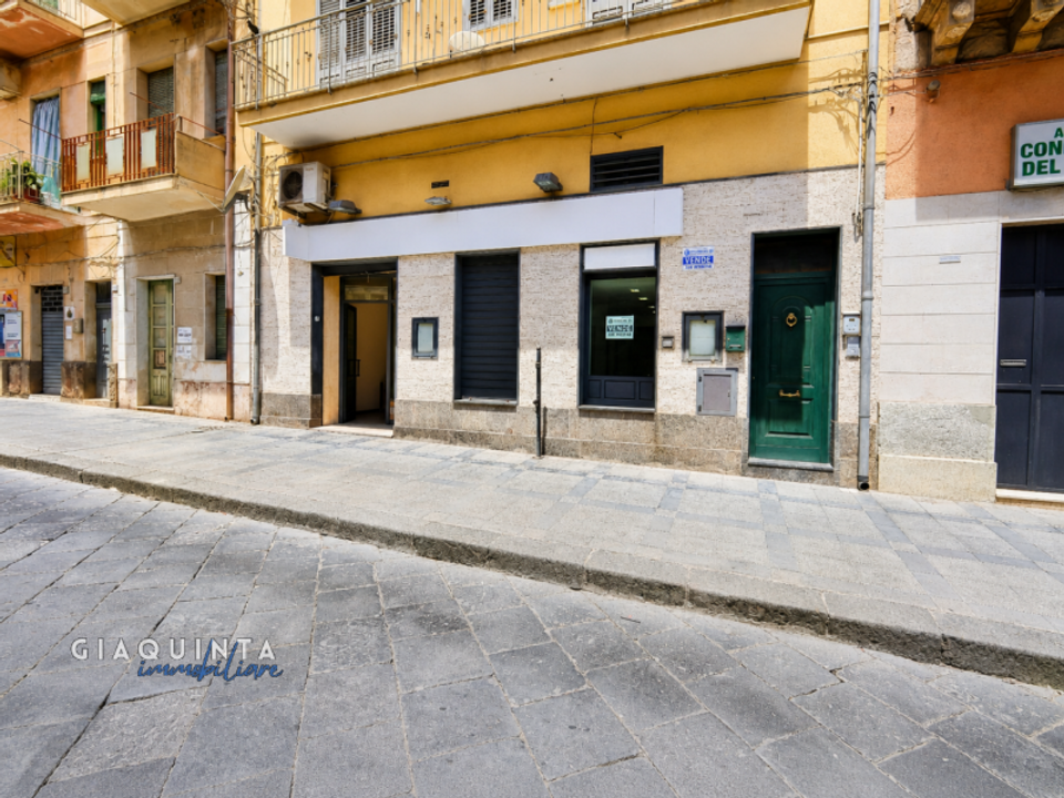 L'establiment comercial a Scordia, Catania - foto 3