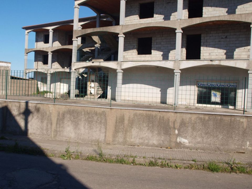Erhvervsejendom i Luras, Sassari - foto 2